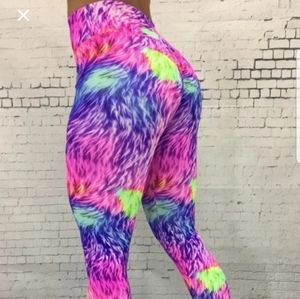 Dtinas size medium butt scrunch high waist legging